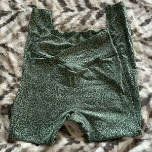 Buffbunny leggings size small